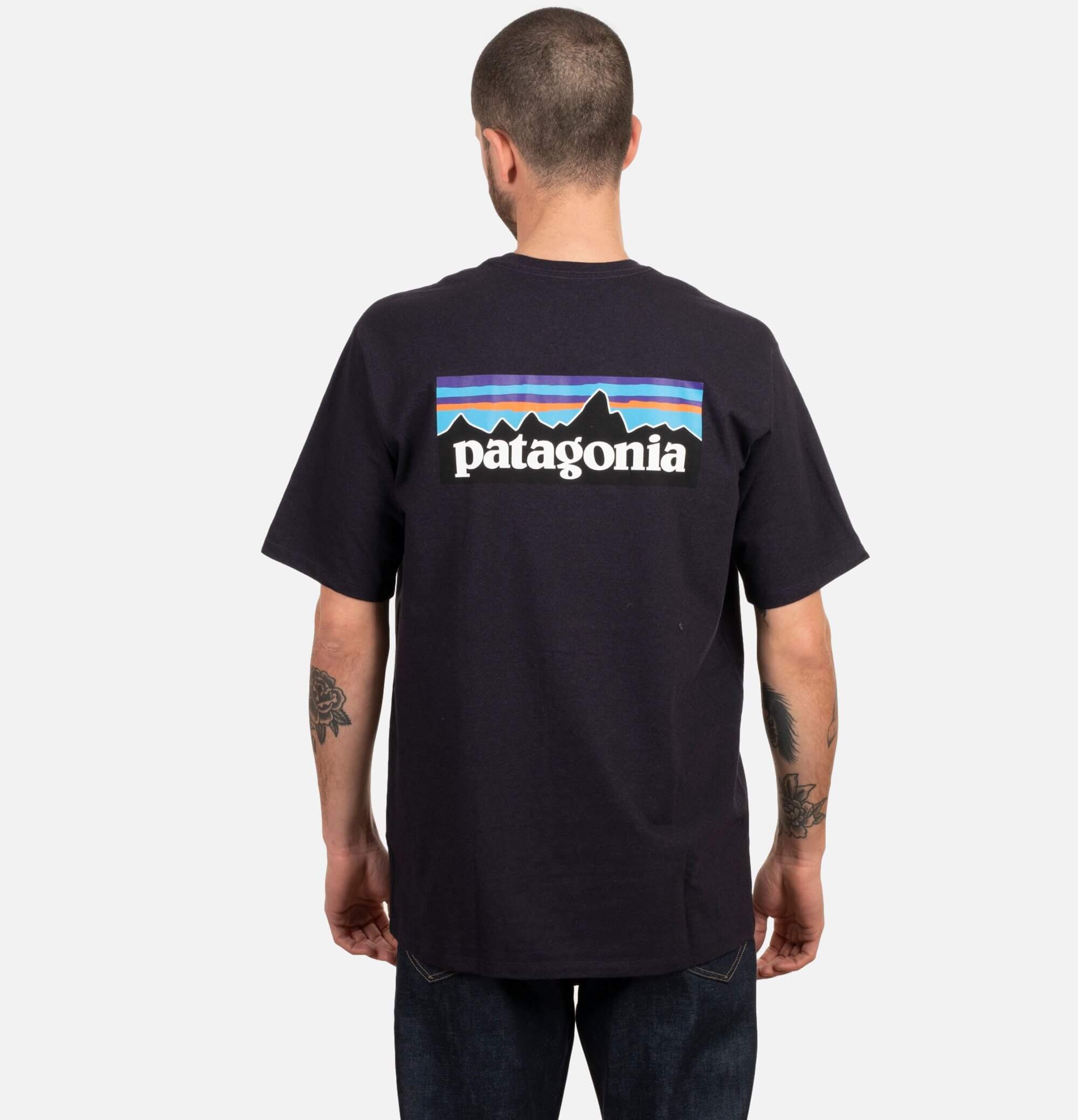 Patagonia T-Shirt P6 Logo Noir