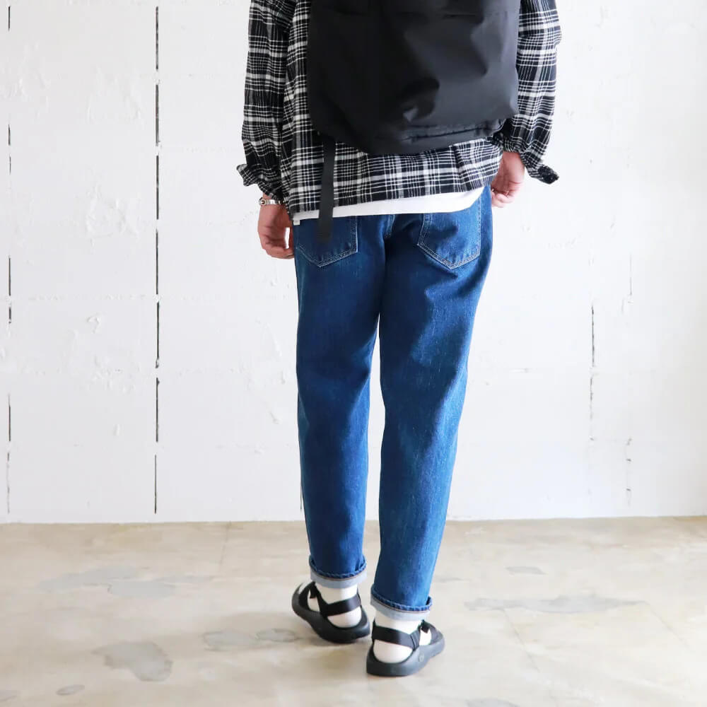 Hatski | Jean Loose Tapered 22001 | Shop Royalcheese Paris