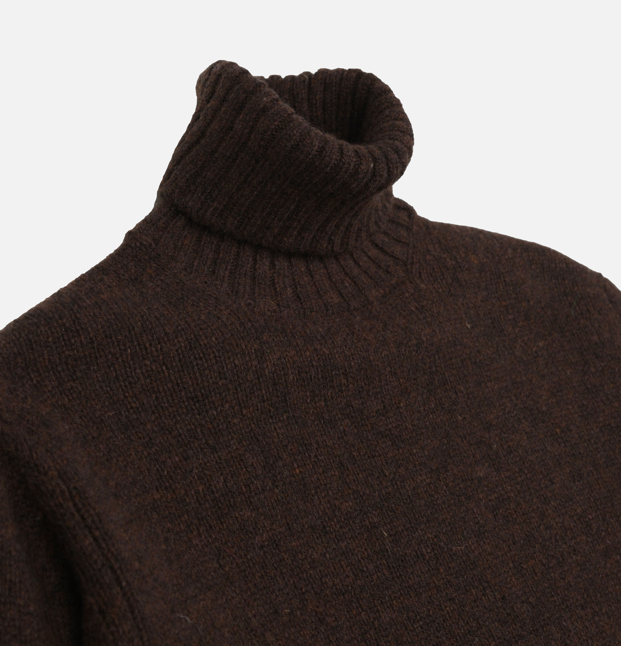 William Lockie Pull roll-neck Aryan Coffee