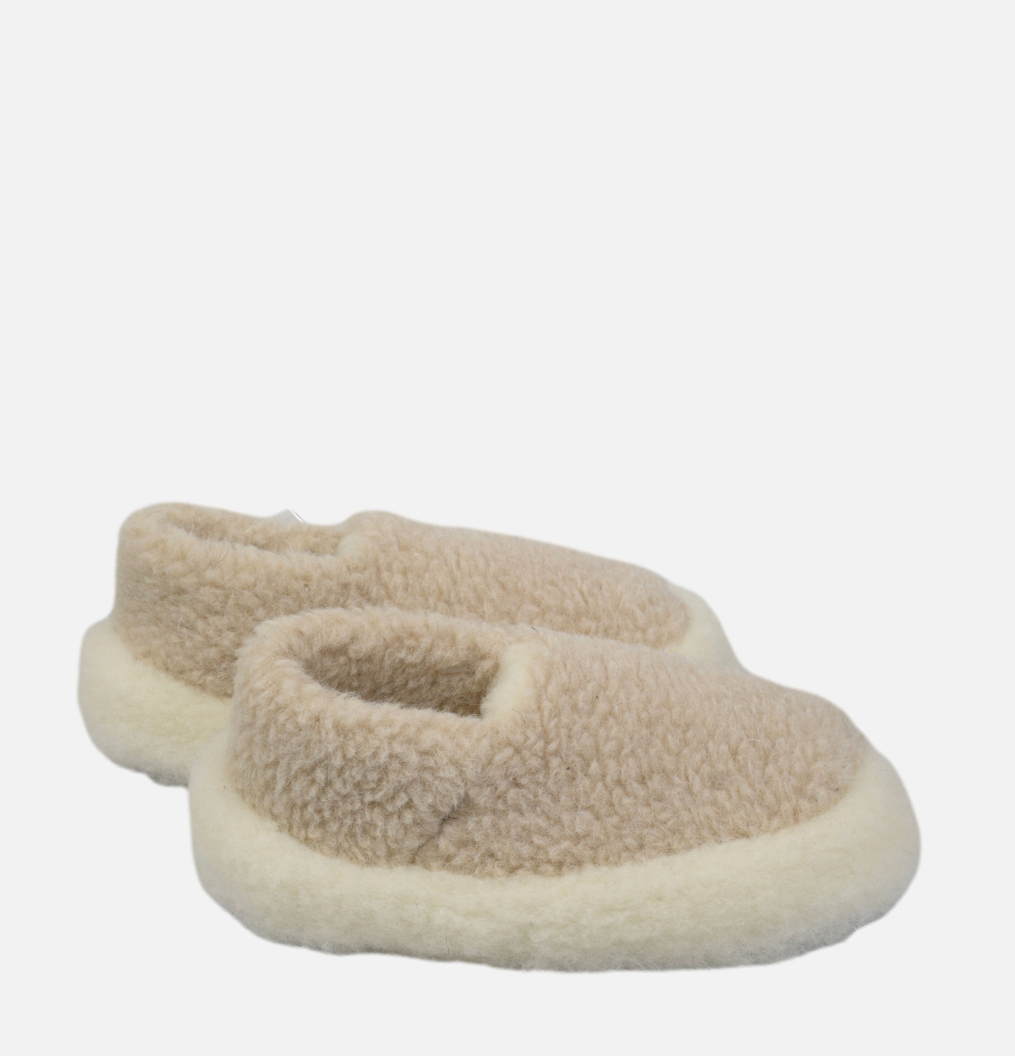 Coldbreaker | Siberian Slippers Beige | Royalcheese Paris