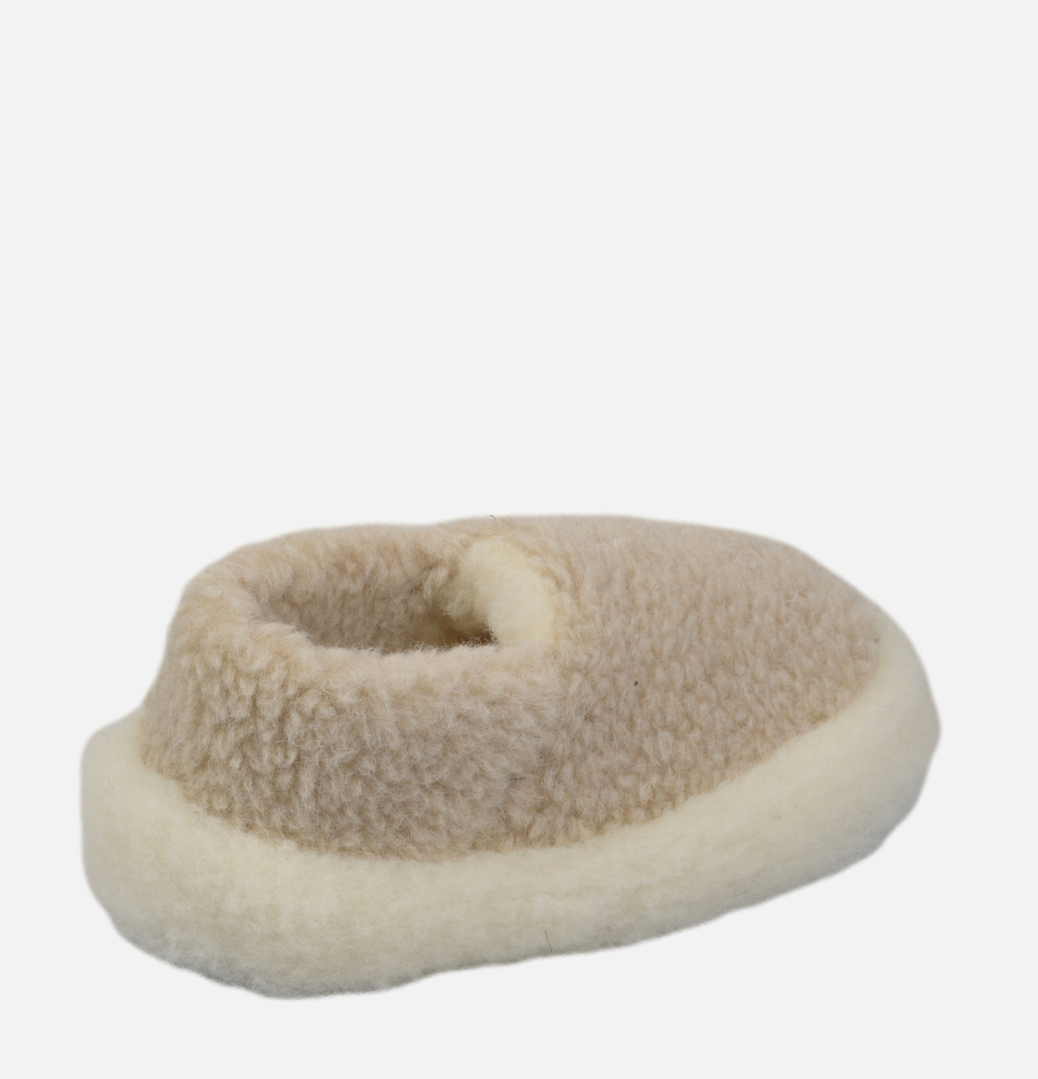 Coldbreaker | Siberian Slippers Beige | Royalcheese Paris
