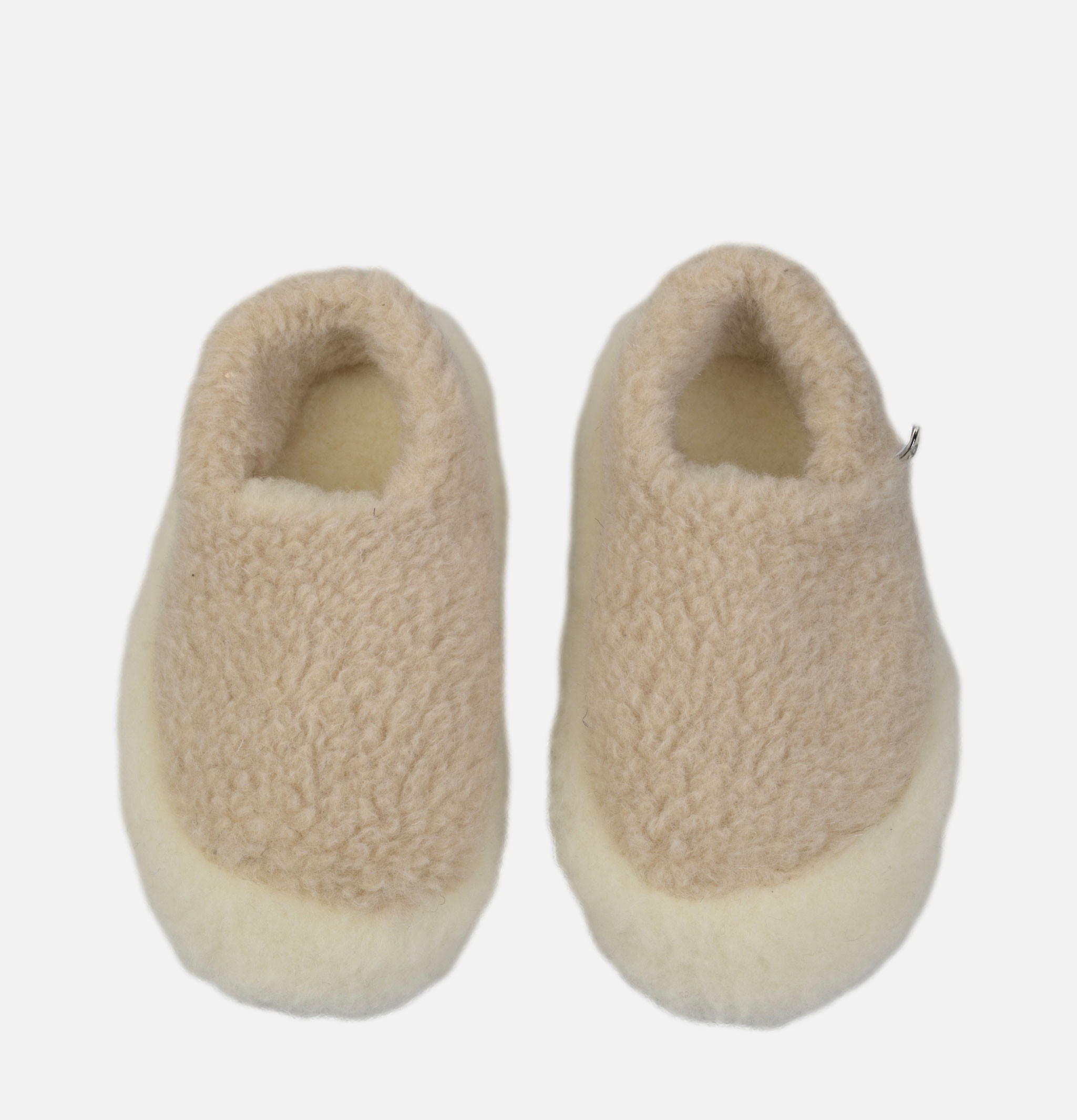 Coldbreaker | Siberian Slippers Beige | Royalcheese Paris