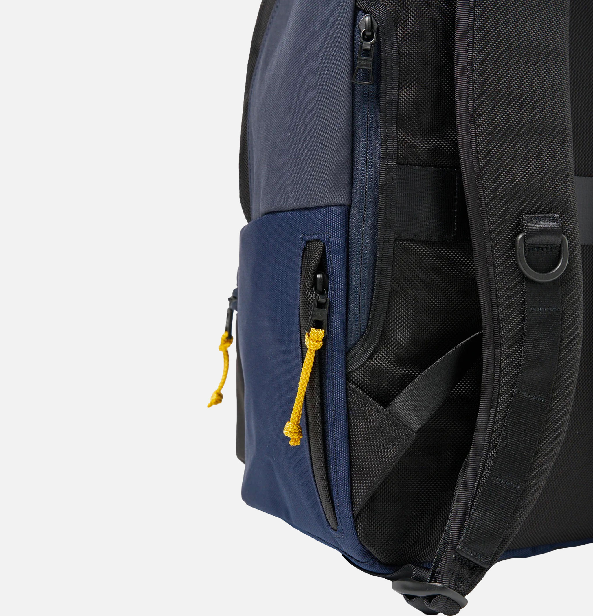 Universal Works Sac à Dos Master Piece Navy