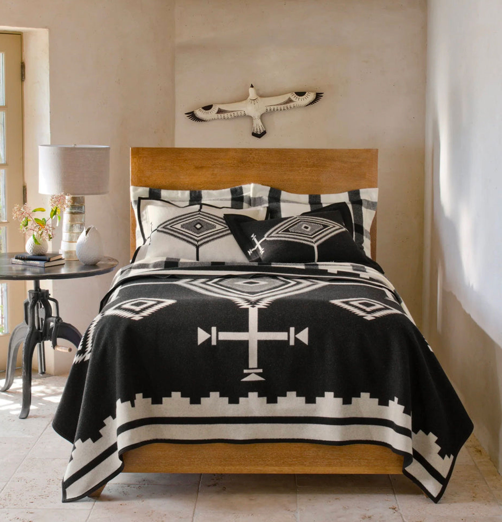Pendleton Los Ojos Blanket