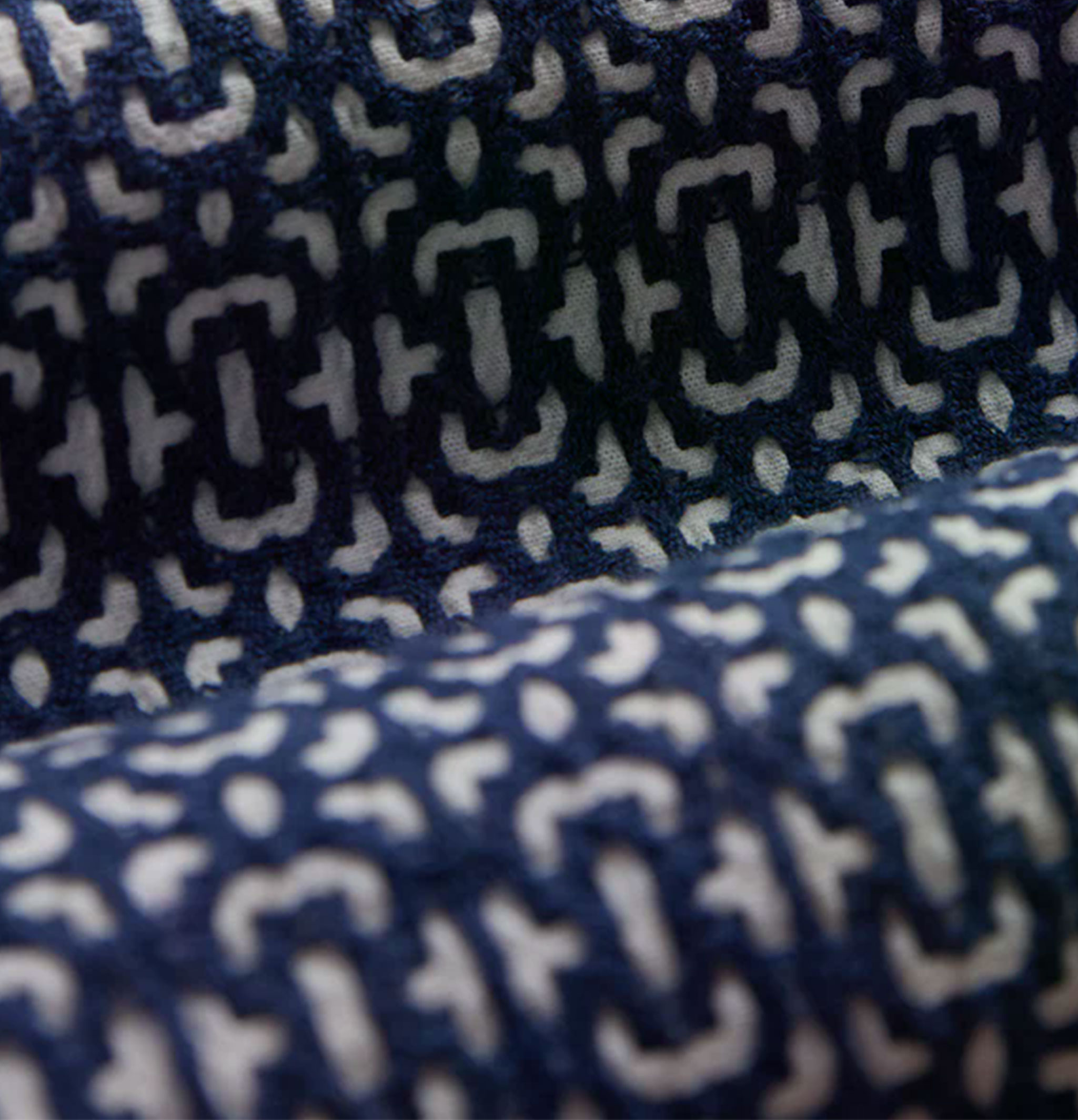 Portuguese Flannel Chemise Abstract Tile Bleu