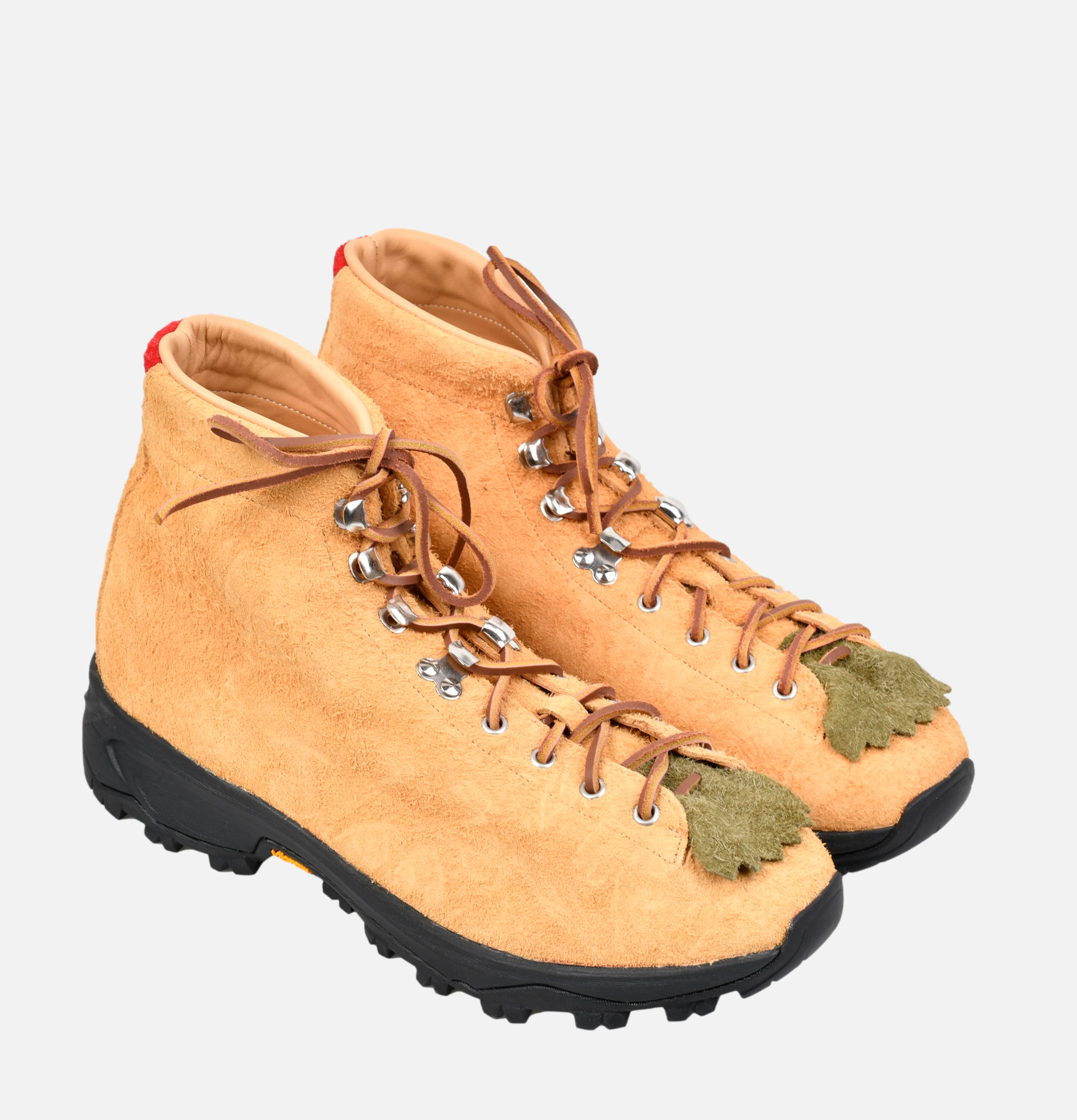 Tools and Construction Art Fuji Trekking Boots Beige