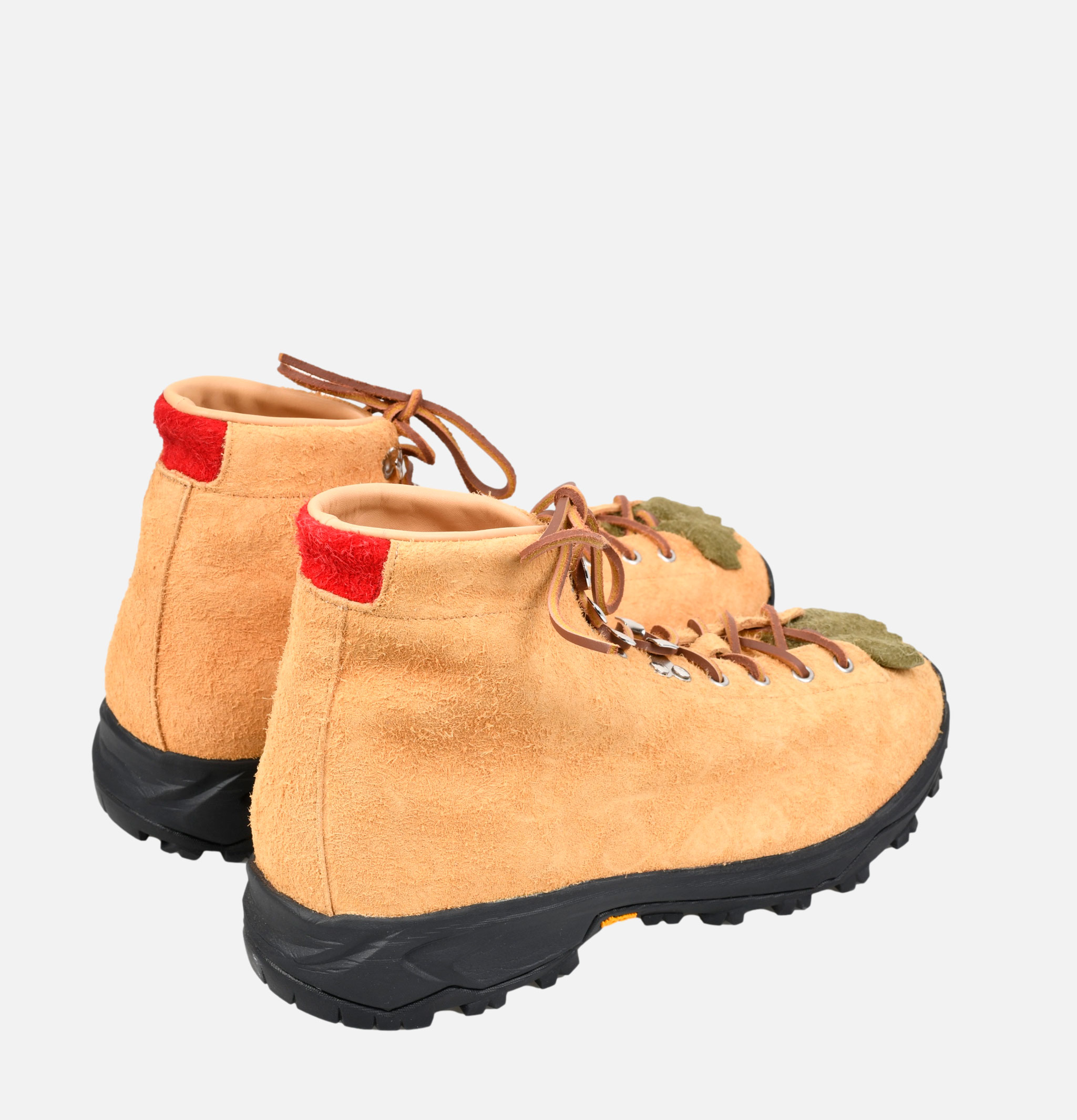 Tools and Construction Art Fuji Trekking Boots Beige