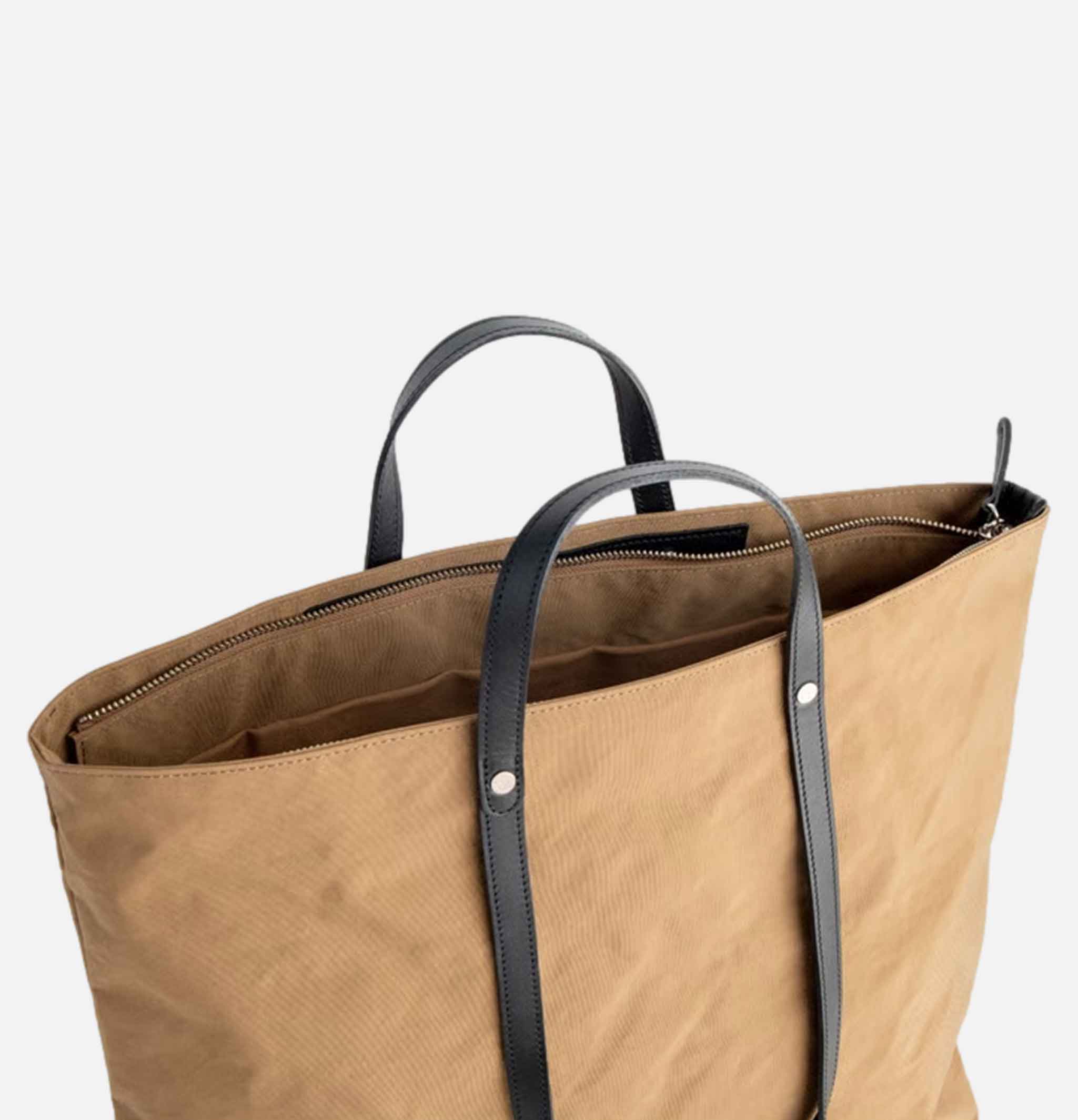 Urukust | Twistloop Zip Large Camel | Shop Royalcheese Paris