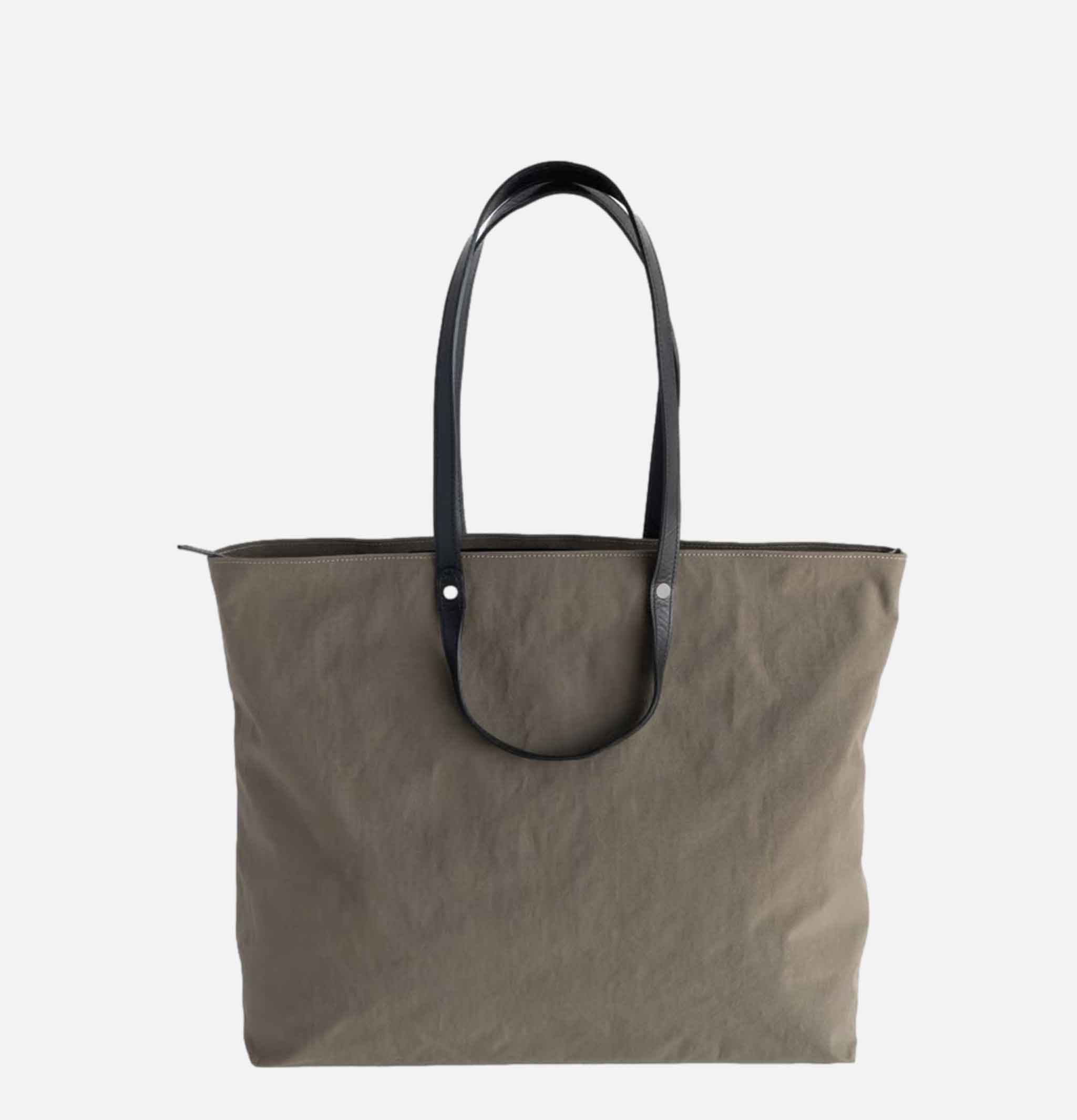 Urukust Twistloop Zip Large Grey